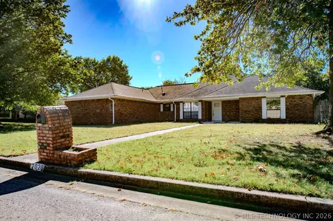7020 E 89th St, Tulsa, OK 74133