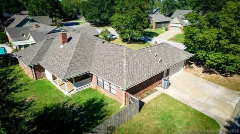 View/Area - 7020 E 89th St, Tulsa, OK 74133 photo 6 of 6
