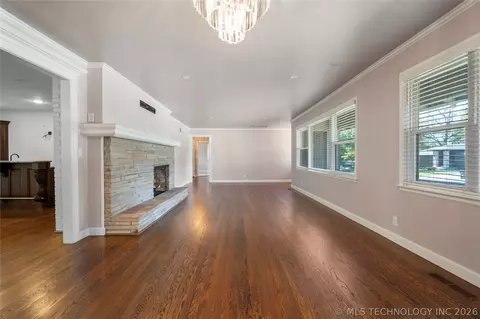 Living - 3631 S Gary Pl, Tulsa, OK 74105 photo 1 of 5