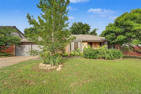 5235 S 69th East Ave, Tulsa, OK 74145