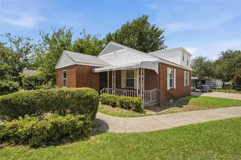 2747 E 4th St, Tulsa, OK 74104 photo 1