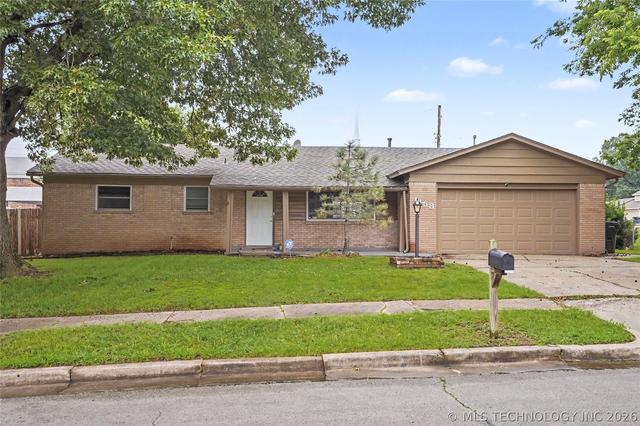 1158 N Hickory Pl, Broken Arrow, OK 74012