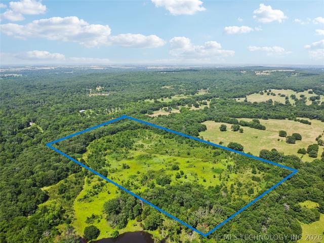 Bristlecone Road, Henryetta, OK 74438