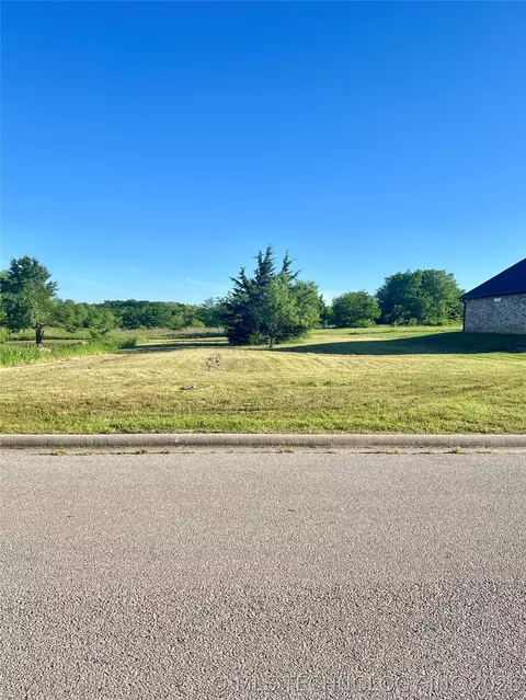 4110 Meadowlark Rd, Ardmore, OK 73401
