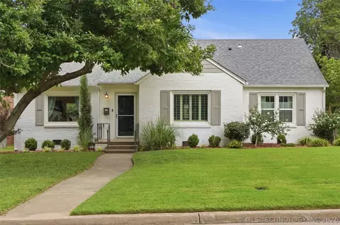 2445 E 18th St, Tulsa, OK 74104 photo 3
