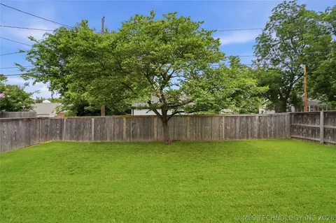 2445 E 18th St, Tulsa, OK 74104 photo 42