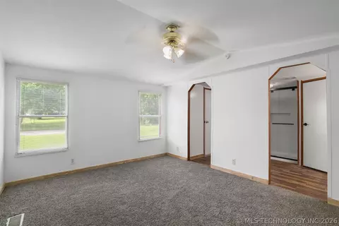 Bedroom - 215 E Florida, Durant, OK 74701 photo 1 of 10