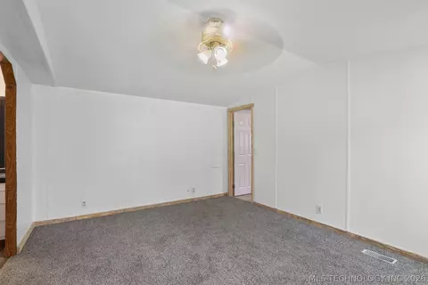 Bedroom - 215 E Florida, Durant, OK 74701 photo 2 of 10