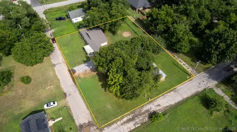 View/Area - 215 E Florida, Durant, OK 74701 photo 2 of 7