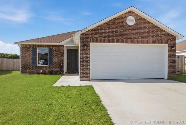 23709 E 117th Pl S, Coweta, OK 74429