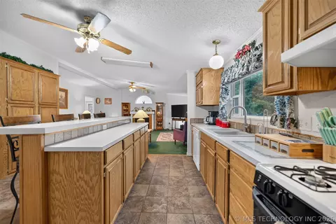 2128 E 4675, Pryor, OK 74361 photo 21