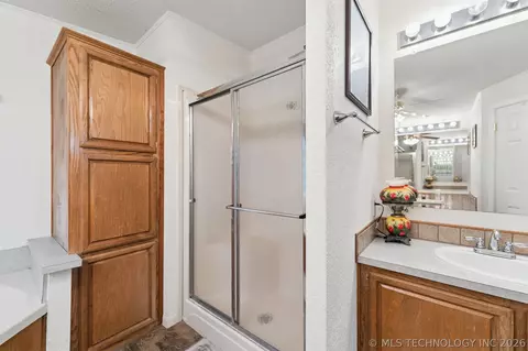 2128 E 4675, Pryor, OK 74361 photo 17