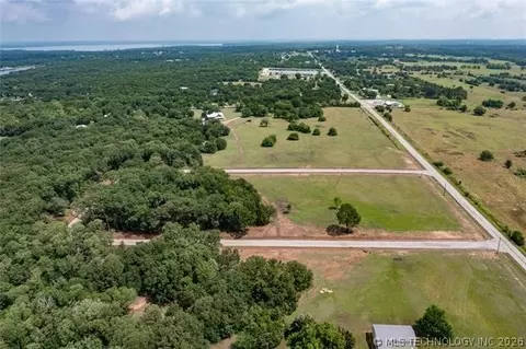 7 N Landing Loop, Mead, OK 73449 photo 4