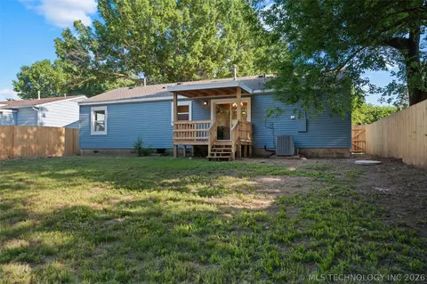 Exterior - 4237 E Young Pl, Tulsa, OK 74115 photo 5 of 7