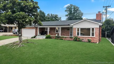 4111 S Sandusky Ave, Tulsa, OK 74135