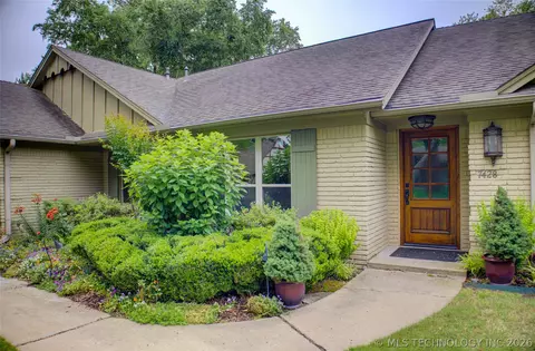 7428 E 68th St, Tulsa, OK 74133 photo 2