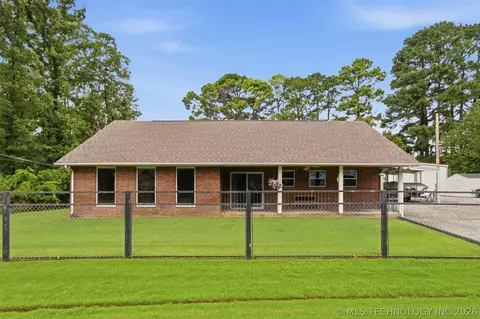 73949 Park Pl, Wagoner, OK 74467