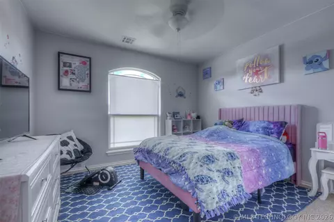 Bedroom - 3318 E Fairmont Pl, Broken Arrow, OK 74014 photo 3 of 5