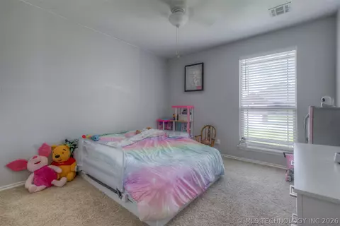 Bedroom - 3318 E Fairmont Pl, Broken Arrow, OK 74014 photo 5 of 5