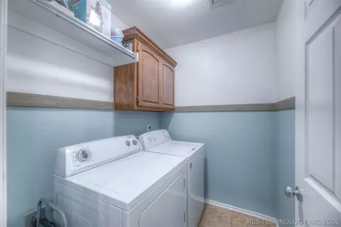Other - 3318 E Fairmont Pl, Broken Arrow, OK 74014 photo 6 of 9
