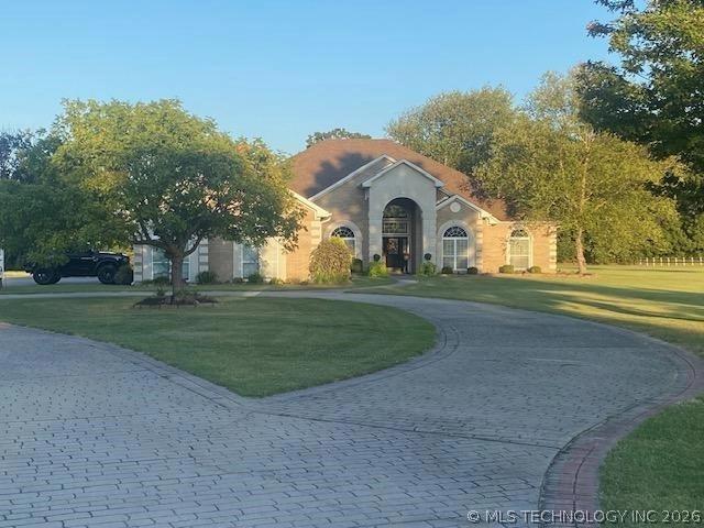 1404 N Broadway, Stigler, OK 74462