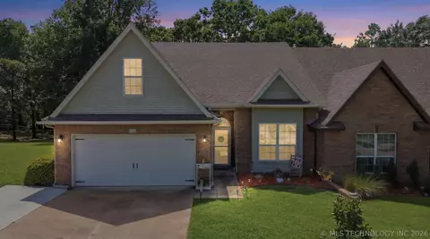 3917 State College Dr, Muskogee, OK 74403