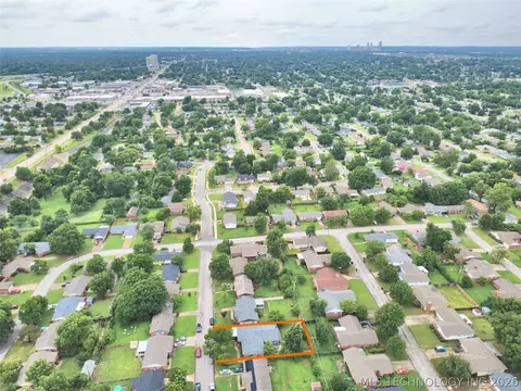 View/Area - 7423 E 30th St, Tulsa, OK 74129 photo 6 of 6