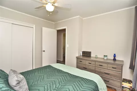 Bedroom - 7423 E 30th St, Tulsa, OK 74129 photo 2 of 4