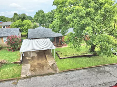 View/Area - 7423 E 30th St, Tulsa, OK 74129 photo 1 of 6