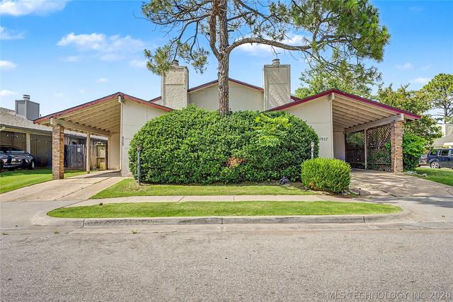 10933 E 16th St, Tulsa, OK 74128