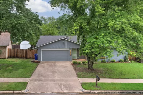 1104 W Waco St, Broken Arrow, OK 74011