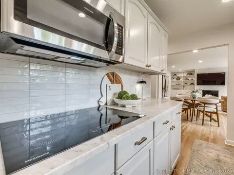 Kitchen - 4226 E 53rd St, Tulsa, OK 74135 photo 3 of 4