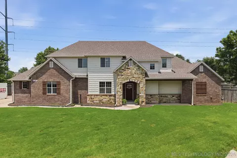 21401 E 104th St S, Broken Arrow, OK 74014