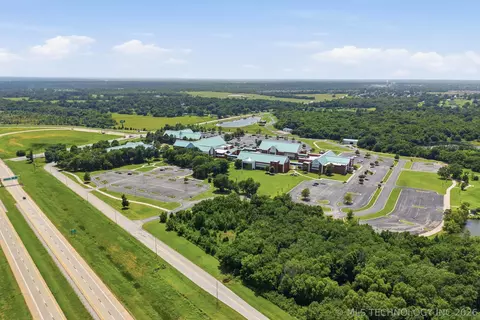 View/Area - 21401 E 104th St S, Broken Arrow, OK 74014 photo 3 of 5