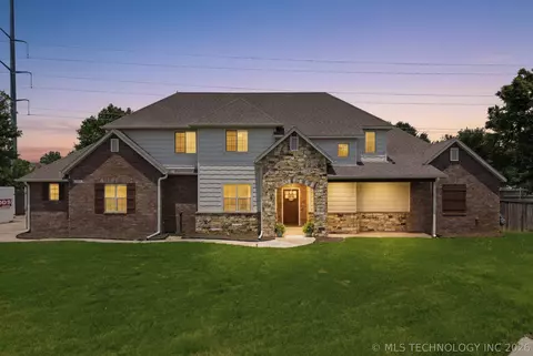 21401 E 104th St S, Broken Arrow, OK 74014