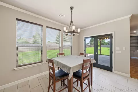 Dining - 21401 E 104th St S, Broken Arrow, OK 74014 photo 1 of 1