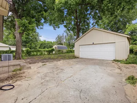 Exterior - 545 E Young St, Tulsa, OK 74106 photo 5 of 5