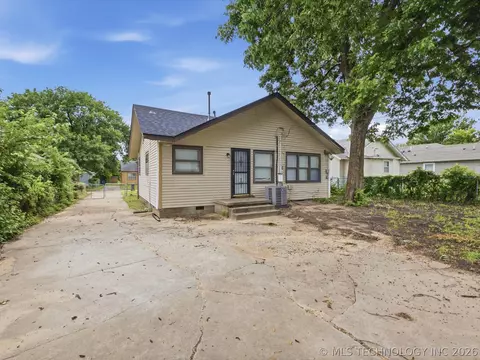 Exterior - 545 E Young St, Tulsa, OK 74106 photo 3 of 5