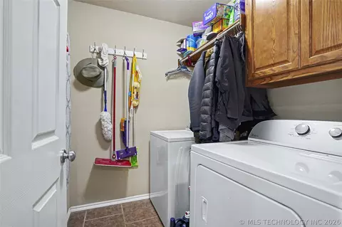 Other - 716 E Boston St, Broken Arrow, OK 74012 photo 7 of 16