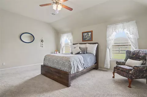 Bedroom - 716 E Boston St, Broken Arrow, OK 74012 photo 3 of 5