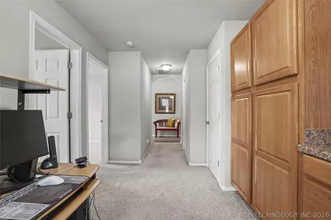 Entry Way - 716 E Boston St, Broken Arrow, OK 74012 photo 5 of 5