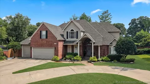 Exterior - 5520 E 90th Ct, Tulsa, OK 74137 photo 5 of 10