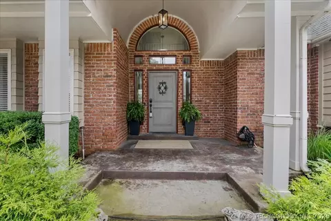 Exterior - 5520 E 90th Ct, Tulsa, OK 74137 photo 6 of 10