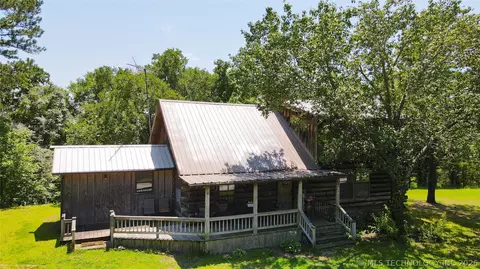 1522 NW Center Point Rd, Wilburton, OK 74578