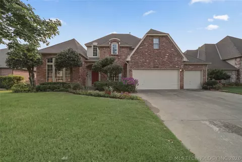 10238 S Hudson Pl, Tulsa, OK 74137