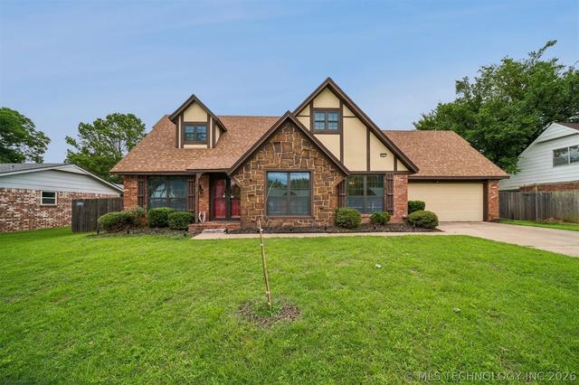 1011 N Forest Pl, Jenks, OK 74037