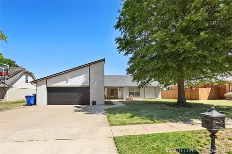800 W Albuquerque St, Broken Arrow, OK 74011