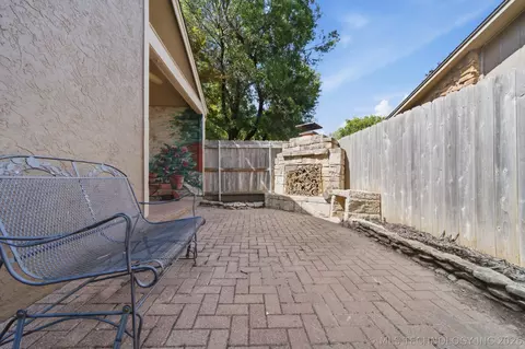 Exterior - 7224 E 78th St, Tulsa, OK 74133 photo 14 of 18