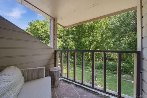 Exterior - 7224 E 78th St, Tulsa, OK 74133 photo 5 of 18
