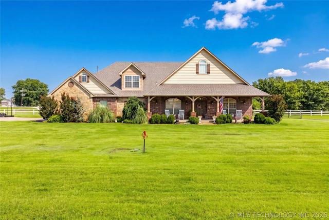 4061 E 496 Rd, Pryor, OK 74361